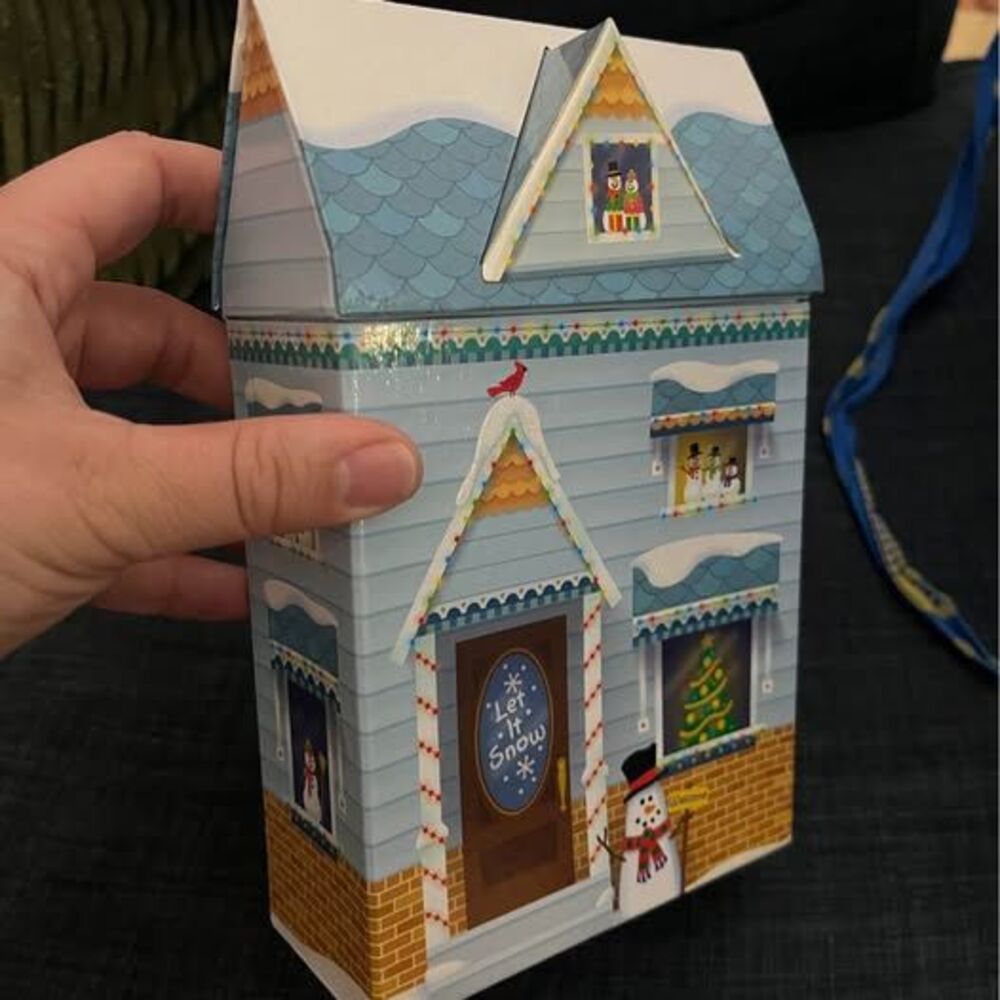 Holiday Snowman House Gift Box